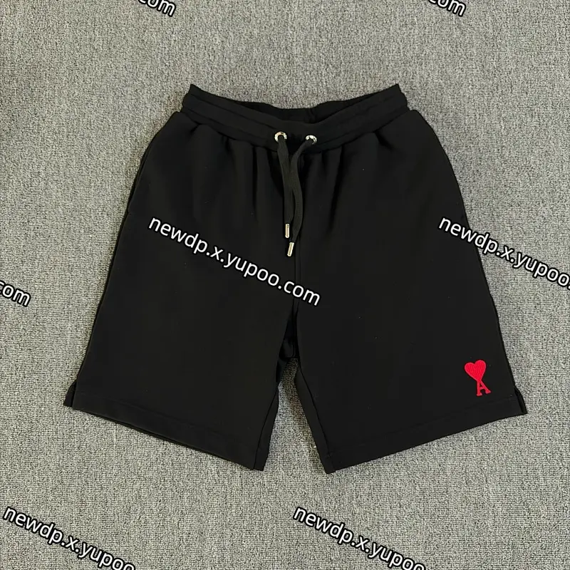 new ami shorts