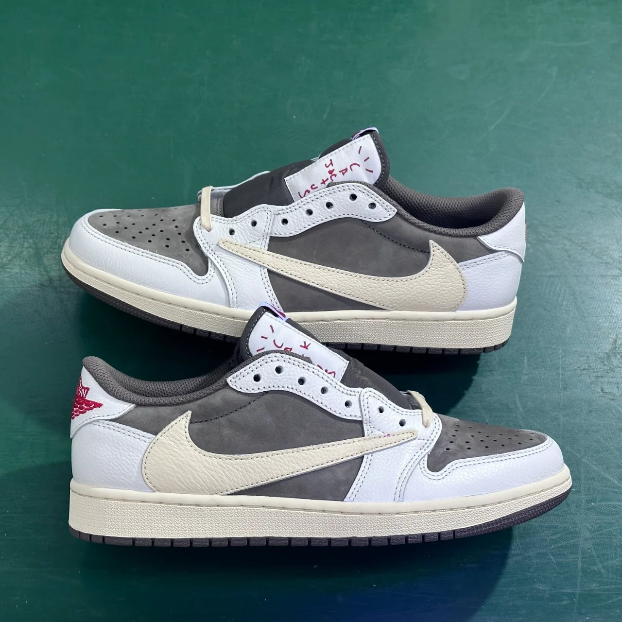 Jordan 1 Low