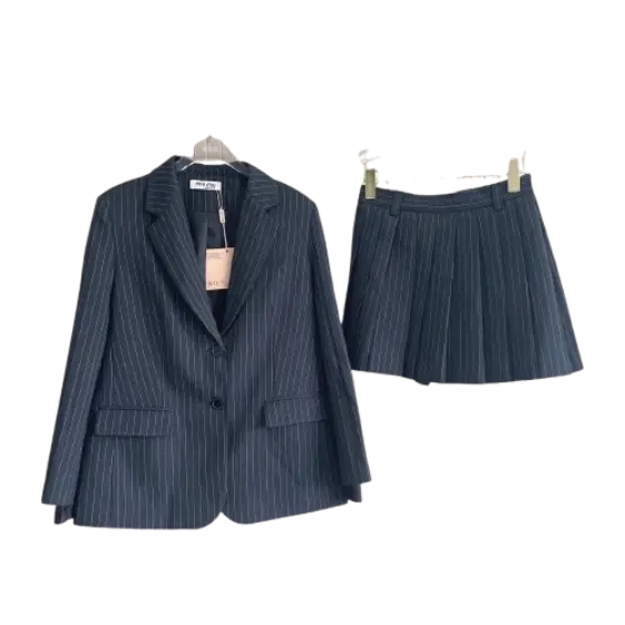 Woman MiuMiu Suit