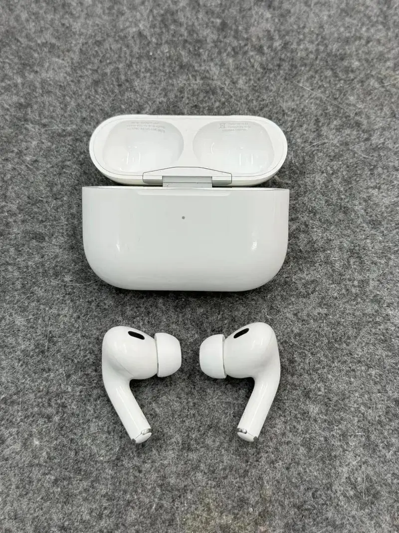 AirPods