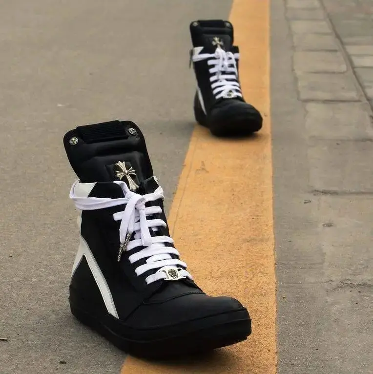 Balenciaga fur slides