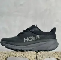 HOKA ONE ONE Challenger 7